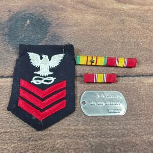 US Navy Petty Officer 2nd Class Rank Patch Ribbons Dog Tag Set OS Navy Good Vtg